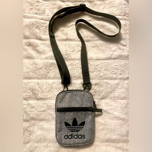 ADIDAS OG Trefoil Unisex Festival Crossbody Bag